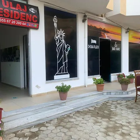 Ulaj Hotel *