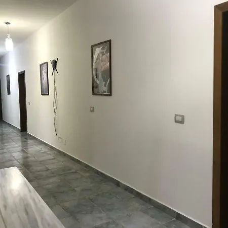 Ulaj Hotel Shëngjin