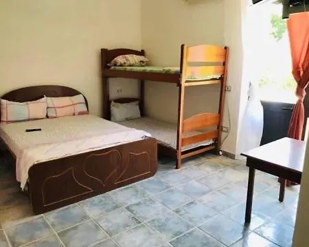 Hotel Ulaj *